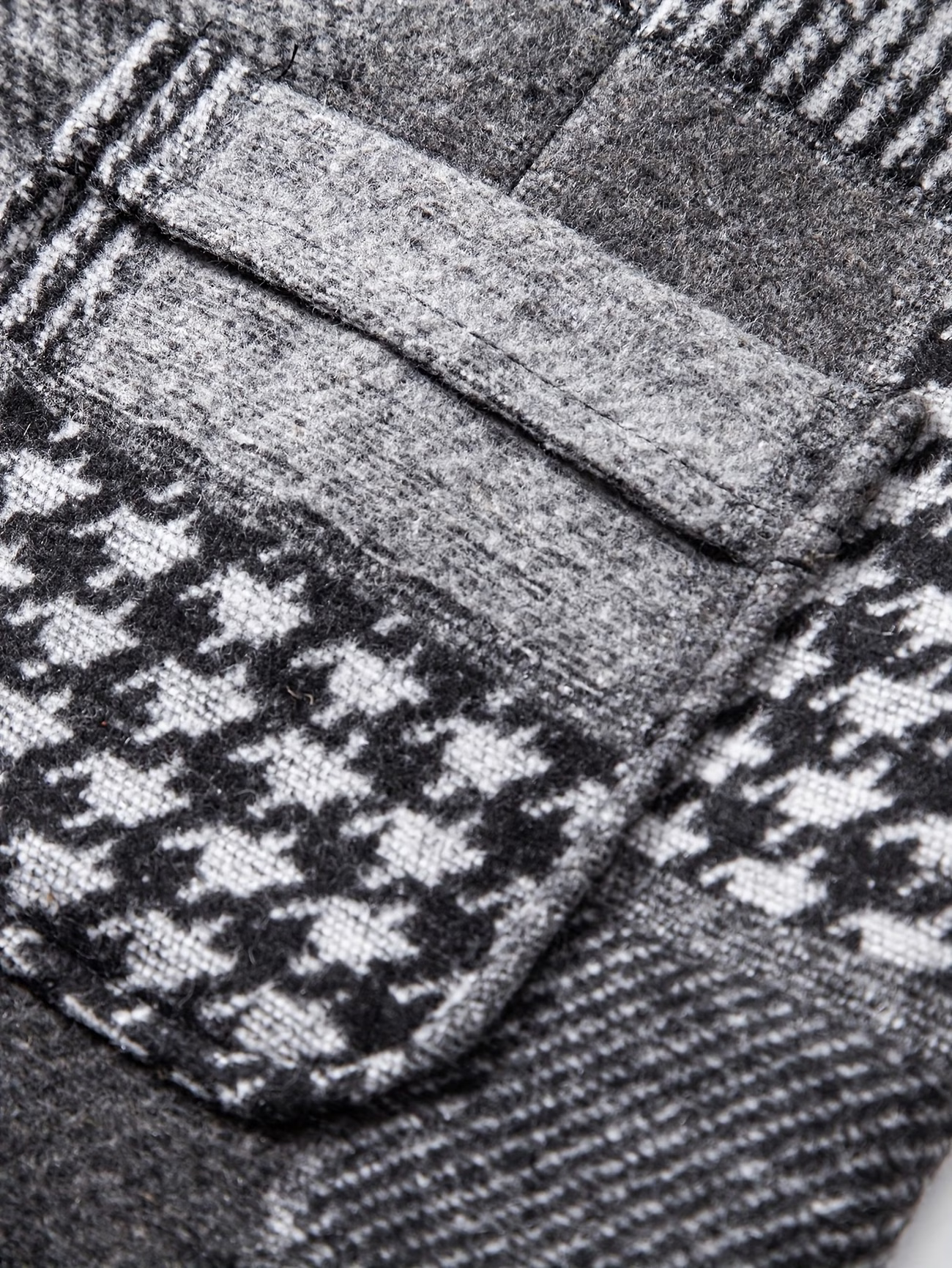 Leo | Waistcoat with Herringbone Pattern