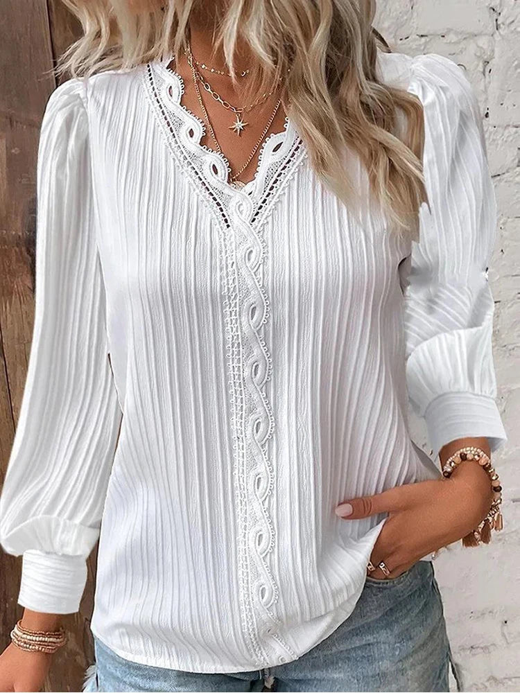 Gemma | Blouse with lace details