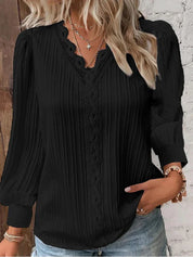 Gemma | Blouse with lace details
