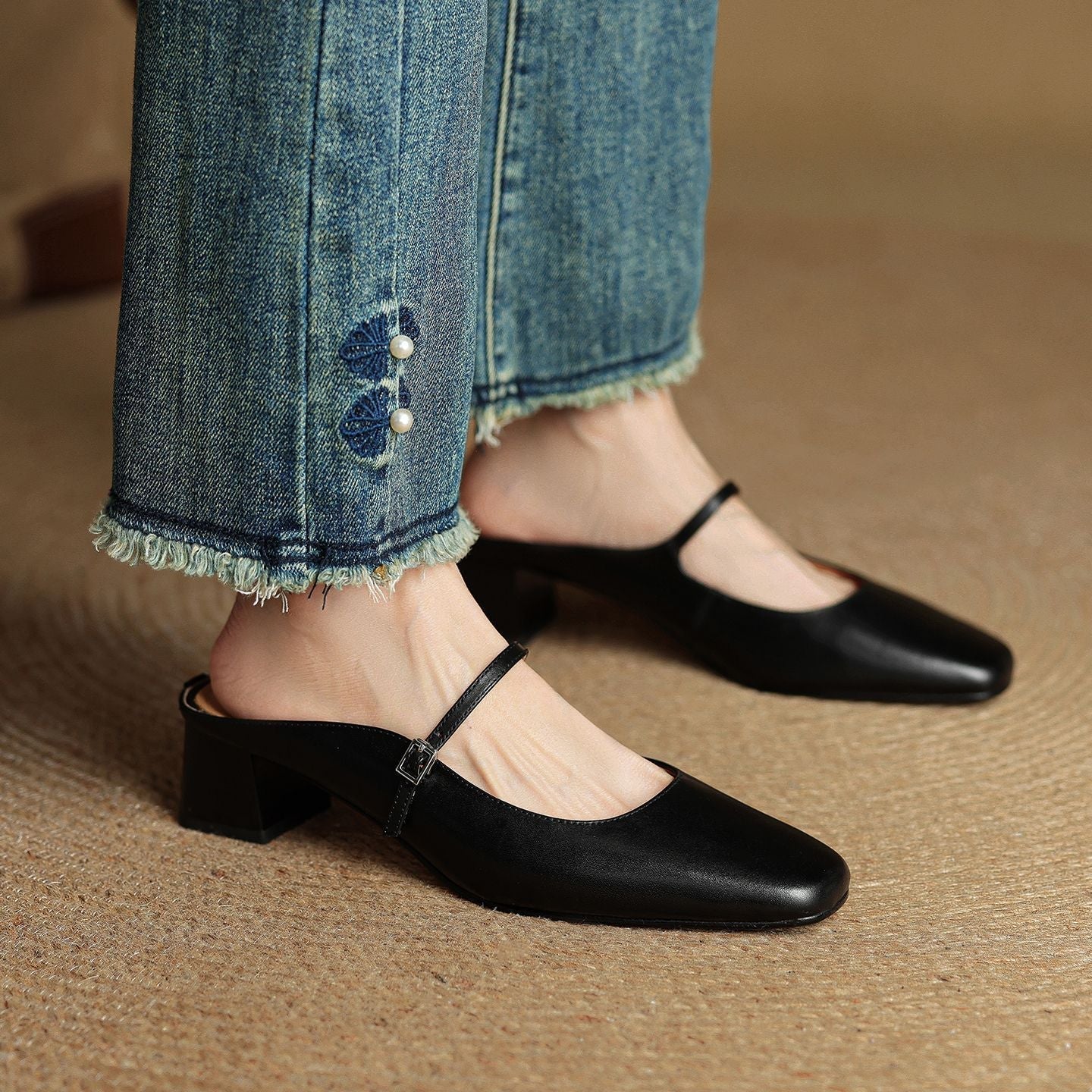 Meyra Leather Mules