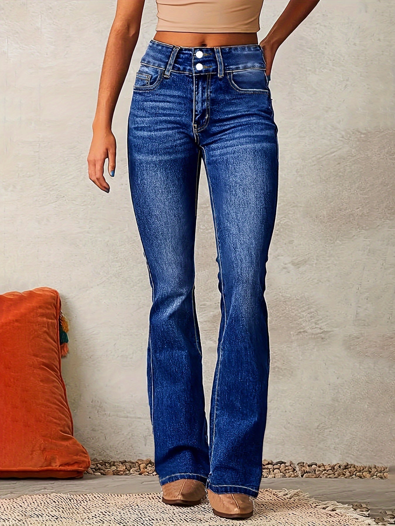 Aya | High-waisted flared jeans