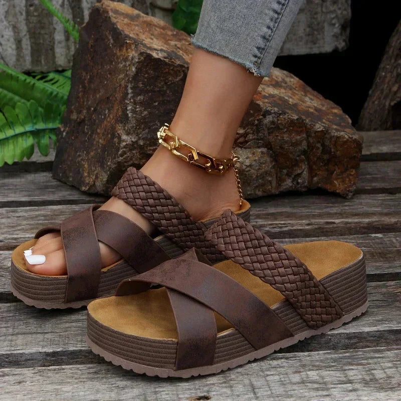 Flor | Orthopaedic sandals